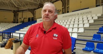 Javier Cabanas, entrenador de Agustinos Alicante